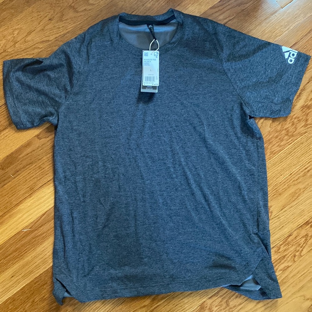 NWT Mens Adidas Axis Tee - L